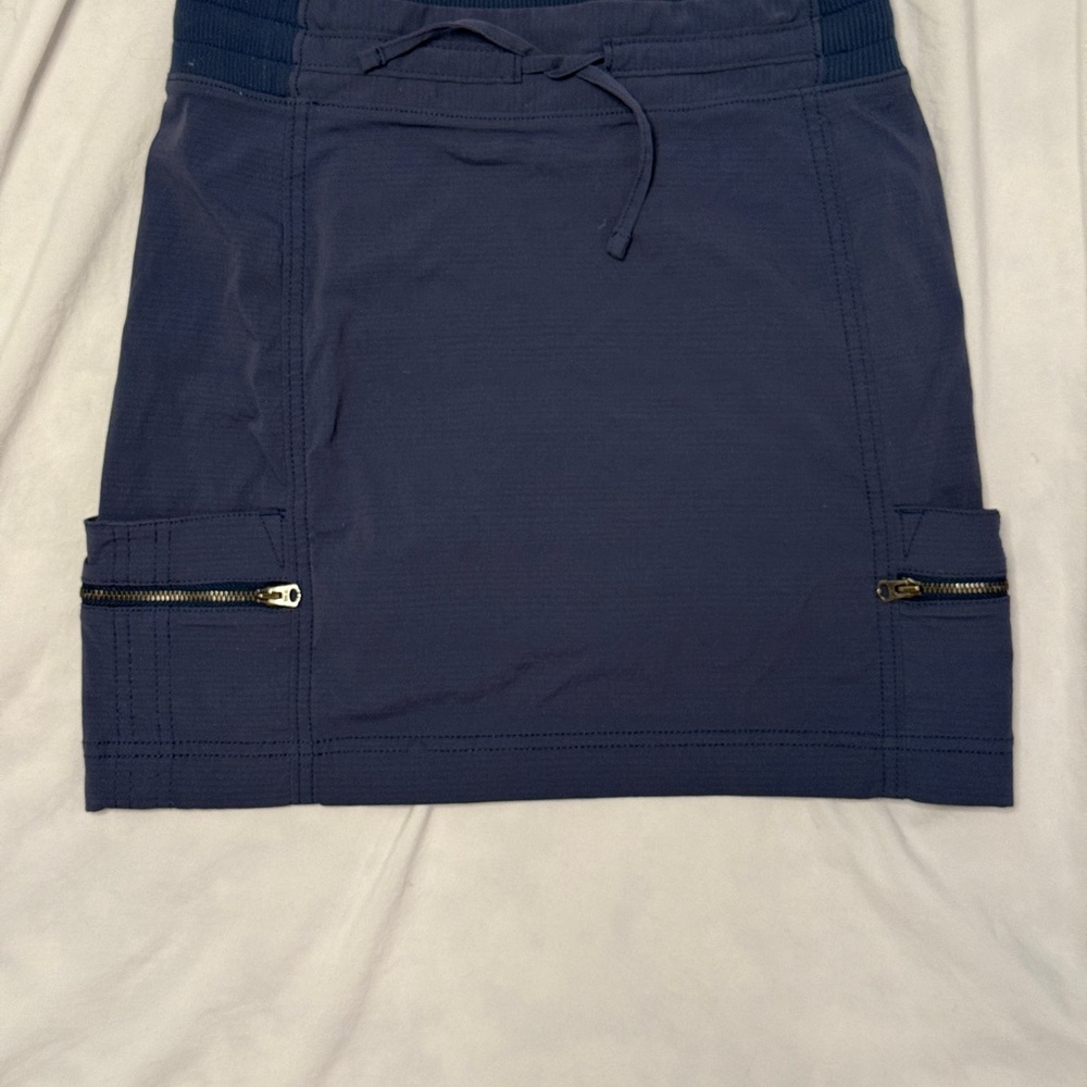 Athleta Navy Active Mini Skirt with Zipper Pockets